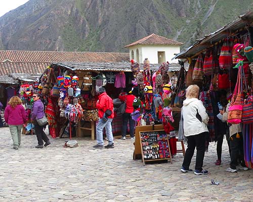 Mercado artesanal de Ollantaytambo