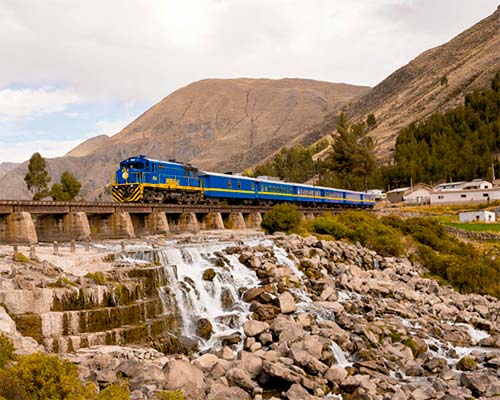 Tren Andean Explorer - Peru Rail